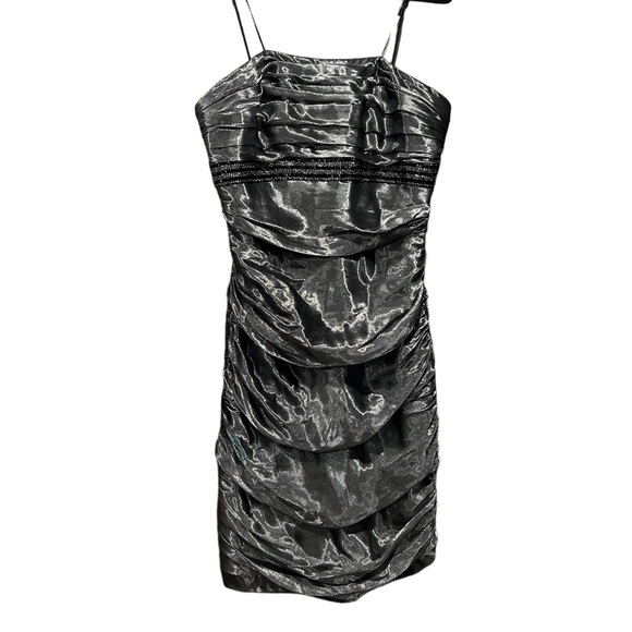 Carmen Marc Valvo Metallic Grey Party Embellished Strapless Dress Size 12. - Picture 2 of 12
